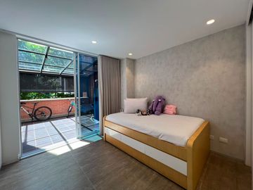 Apartamento en Venta en Los Parra, Poblado Medellín Antioquia