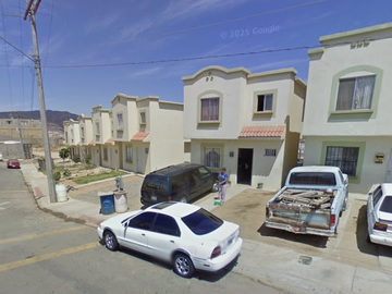 - CASA EN REMATE BANCARIO - Villas el sol, Ensenada, Baja california