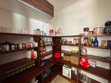 CASA AMPLIA EN PRIVADA EN VILLAS DE IRAPUATO
