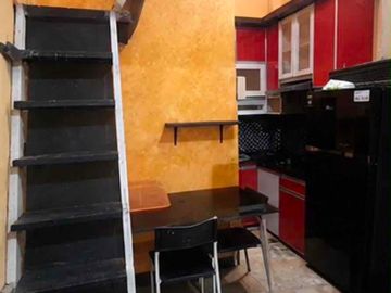 DIJUAL – Rumah 2 Lantai Semi Furnished 400-Jutaan di Panjibuwono Residence