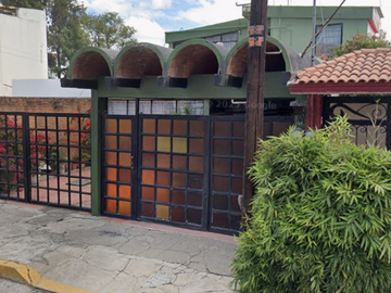 CASA EN VENTA EN JARDINES DE SAN MANUEL HEORICA PUEBLA DE ZARAGOZA CP 72570