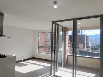 Apartamento en Venta en Cuidad Del Rio, Poblado Medellín Antioquia