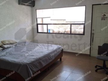 CASA EN RENTA AMUEBLADA EN EL CENTRO DE MONTERREY, NUEVO LEON.