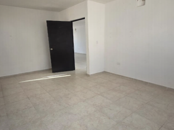 CASA DE ENTREGA INMEDIATA EN CALLE 69, LAS PALMAS, KANASIN, YUCATAN