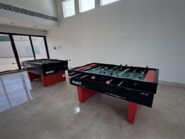 CASA DE ENTREGA INMEDIATA EN Yucatan Country Club, Merida, Yucatan