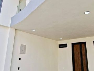 CASA EN VENTA EN FRACCIONAMIENTO CASTILLO TIELMANS