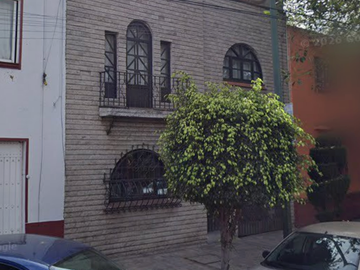 CASA EN BUEN TONO GAM, EN REMATE BANCARIO