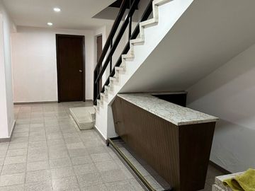 🏡 ¡Gran oportunidad! Casa con local comercial en Colonia Jardín, SLP