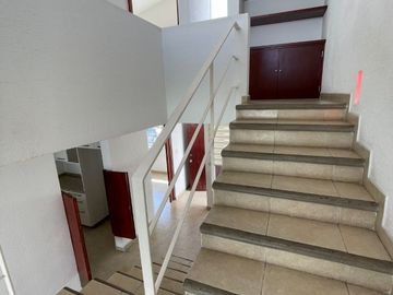 Casa en Renta en Privada Juriquilla a solo 5 min de la UVM
