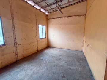 Venta de Terreno con Casa Antigüa Para Inversión - Calle Maldonado y La 17, Guayaquil