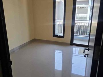 DI JUAL RUMAH BRAND NEW DI MERUYA JAKARTA BARAT