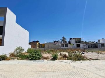 TERRENO EN VENTA DE 192 M2 EN FRACCIONAMIENTO ARIA
