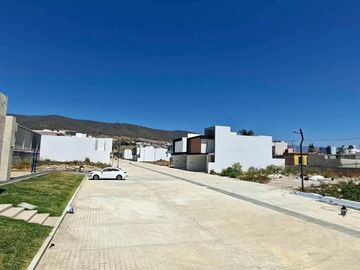 TERRENO EN VENTA DE 192 M2 EN FRACCIONAMIENTO ARIA