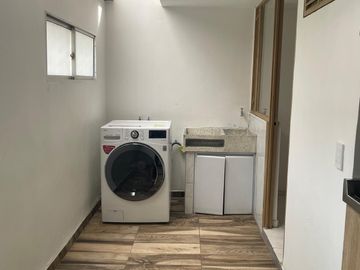 SE ARRIENDA CASA EN SECTOR NIZA - CORDOBA BOGOTÁ