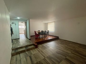 SE ARRIENDA CASA EN SECTOR NIZA - CORDOBA BOGOTÁ