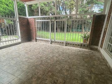 SE ARRIENDA CASA EN SECTOR NIZA - CORDOBA BOGOTÁ