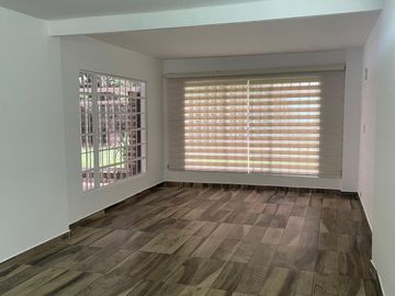 SE ARRIENDA CASA EN SECTOR NIZA - CORDOBA BOGOTÁ