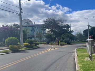 SE ARRIENDA CASA EN SECTOR NIZA - CORDOBA BOGOTÁ