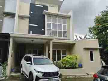 TOWN HOUSE PALEM INDAH Pondok Kelapa