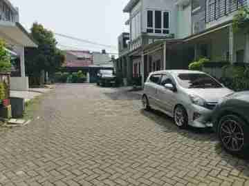 TOWN HOUSE PALEM INDAH Pondok Kelapa