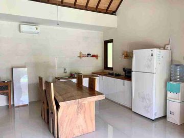 villa fully furnished 7 menit jalan kaki ke side walk