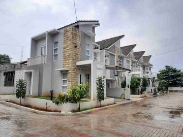 RUMAH CANTIK DAN UNIK SIAP HUNI STRATEGIS DI PANCORAN MAS