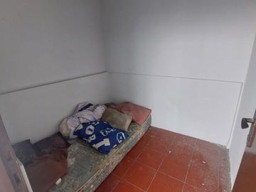 DIJUAL/DISEWA RUKO 4 Lantai di Cideng Jakarta Pusat