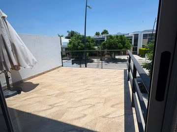 RENTO HERMOSA CASA FRACC SOBERNA RESIDENCIAL $23,000.00 INC. MTTO. EXCELENTES CONDICIONES
