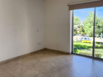 RENTO HERMOSA CASA FRACC SOBERNA RESIDENCIAL $23,000.00 INC. MTTO. EXCELENTES CONDICIONES