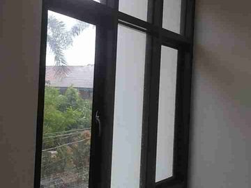 Rumah 2 Lantai Siap Huni Strategis di Pengasinan,Sawangan
