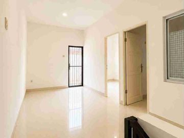 Rumah 2 Lantai Baru Renovasi di Griya Permata, Petir, Tangerang