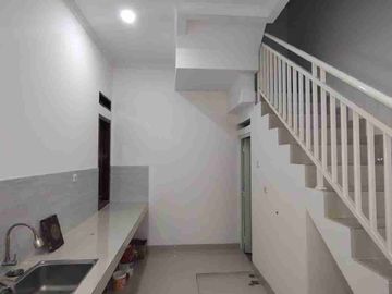 DiJual Rumah Ready Siap Huni Lenteng Agung Jakarta Selatan, Dekat ke Stasiun dan Universitas