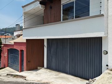 CASA EN VENTA COL. PERIODISTAS MORELIA MICHOACAN