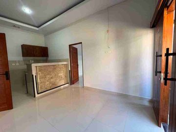 Disewakan Rumah di Area Renon 2 BR. Sewa untuk tahunan.
