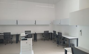 OFICINAS EN CORPORATE CENTER BERNARDO QUINTANA Edificio Corporativo AAA en Renta