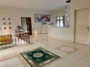 RUMAH VILLA MELATI MAS SERPONG RAPI LUAS 400 METER