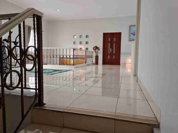 RUMAH VILLA MELATI MAS SERPONG RAPI LUAS 400 METER