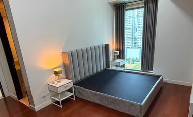 Nice 3 Bedroom Unit in Grand Hyatt Residence BGC Taguig