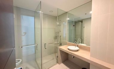 Nice 3 Bedroom Unit in Grand Hyatt Residence BGC Taguig