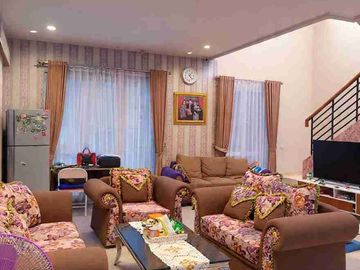 Rumah Pinggir Jalan Bisa Usaha di Banjar Wijaya Tangerang