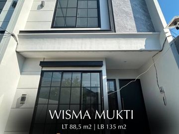 Dijual Rumah Baru Gress, Perumahan Wisma Mukti, One Gate System. Lokasi Favorit Dekat Gate, Klampis Semolo Barat Modern Contemporer