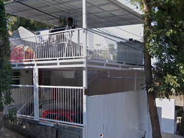 Dijual Rumah 2 Lantai Nyaman Siap Huni Minimalis Lokasi di Jalan Kamarung Citeureup Cimahi Utara
