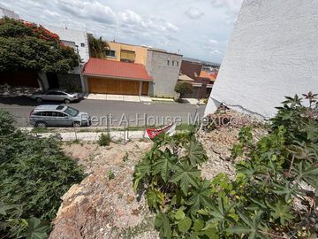 Loma Dorada Terreno Residencial de 354 m² en una de las Mejores Zonas de Querétaro SGU56