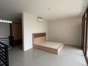 Ready to Operate Townhouse Complex for Sale in Umalas – 8 Loft Villas with Strong Rental Income