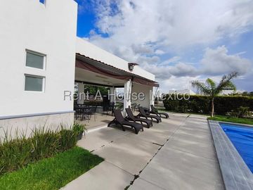 Ciudad del Sol Departamento Dúplex con Áreas Verdes y Zona Infantil SGU1203