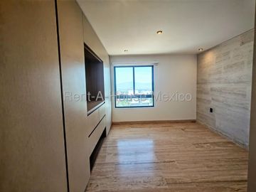 Departamento en Renta en Zibatá con Terraza y Vista a Áreas Verdes SGU201