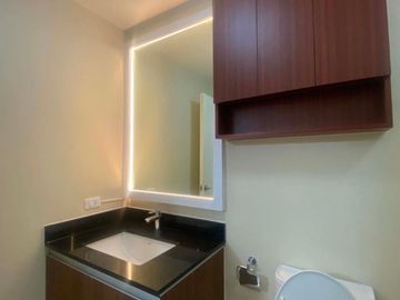 1 Bedroom Unit Fully Furnished for Rent at Shang Salcedo Place