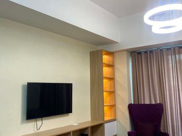 1 Bedroom Unit Fully Furnished for Rent at Shang Salcedo Place