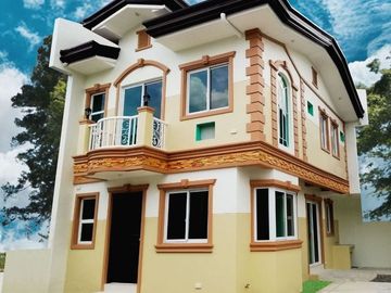 Single Attached House For Sale in Viente Reales Valenzuela City 2-storey with 4 Spacious Bedroom-JV2