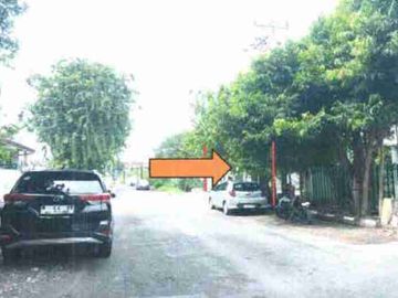 Dijual via lelang rumah jl sumatera 106 Surabaya